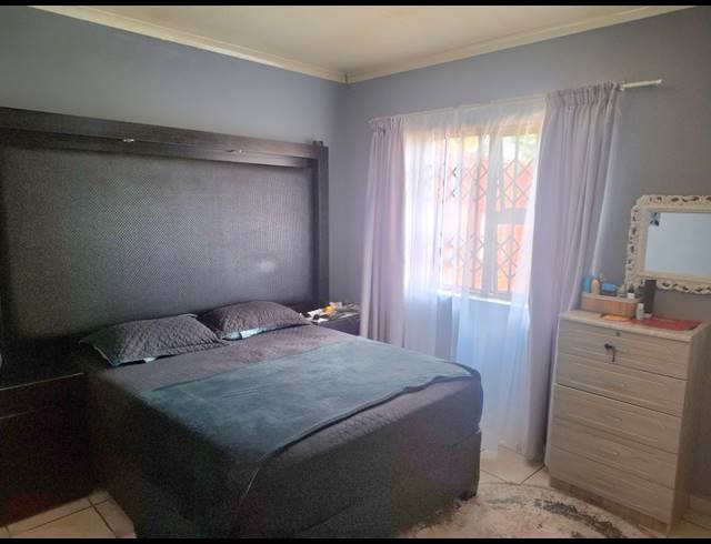 2 BEDROOM HOUSE FOR SALE IN GLEN HARVIE